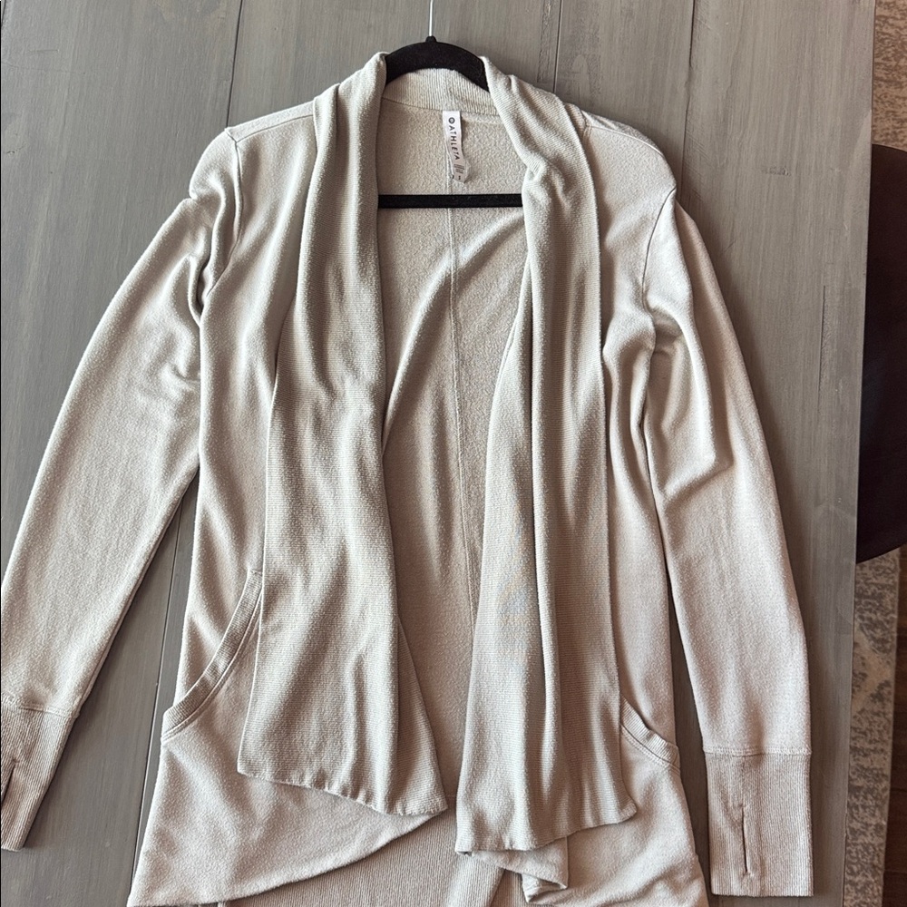 Sage Green Athleta Pranayama Wrap